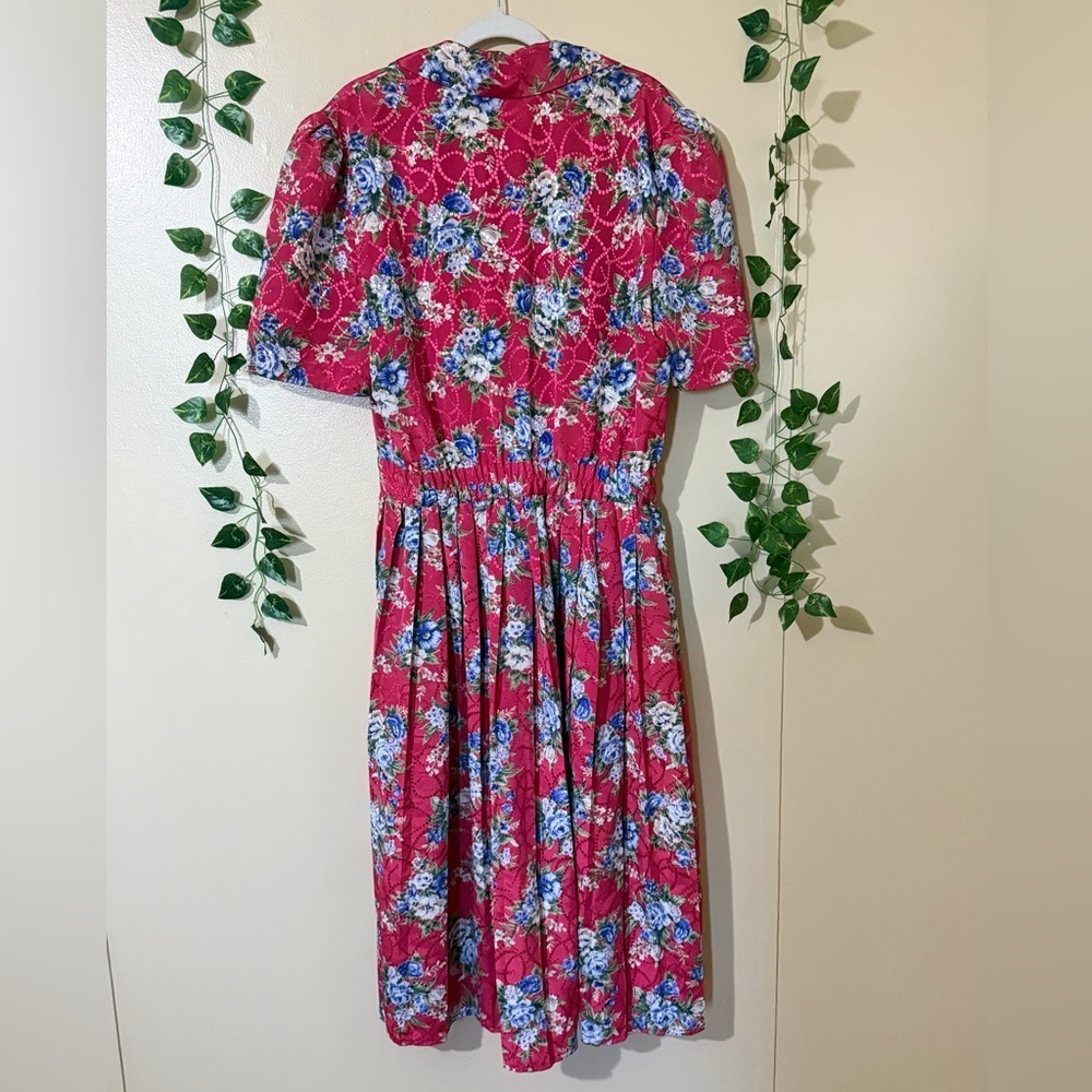 Maggy Boutique Red Floral Wrap Midi Dress - Picture 8 of 11